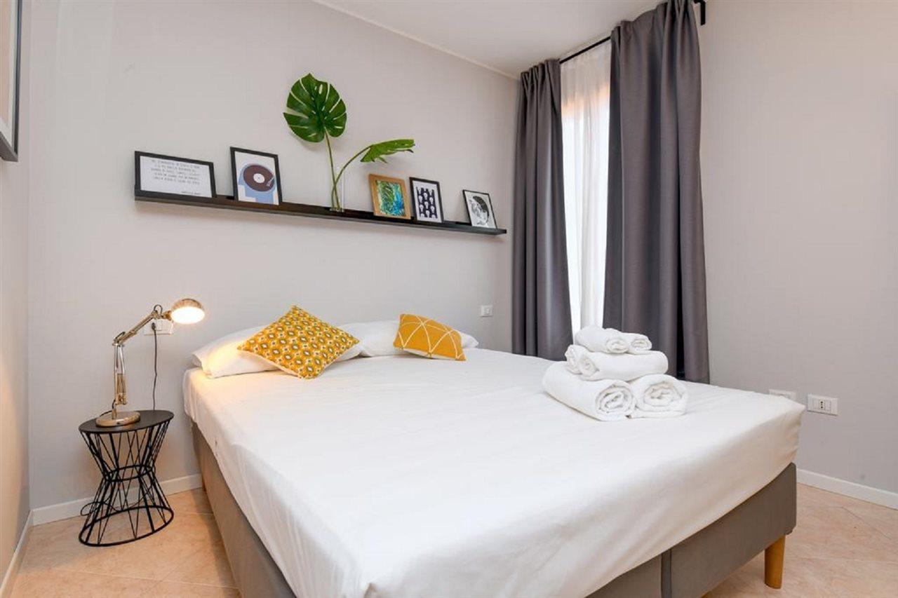Desenzanoloft Le Chateau De Margot Desenzano del Garda Kültér fotó